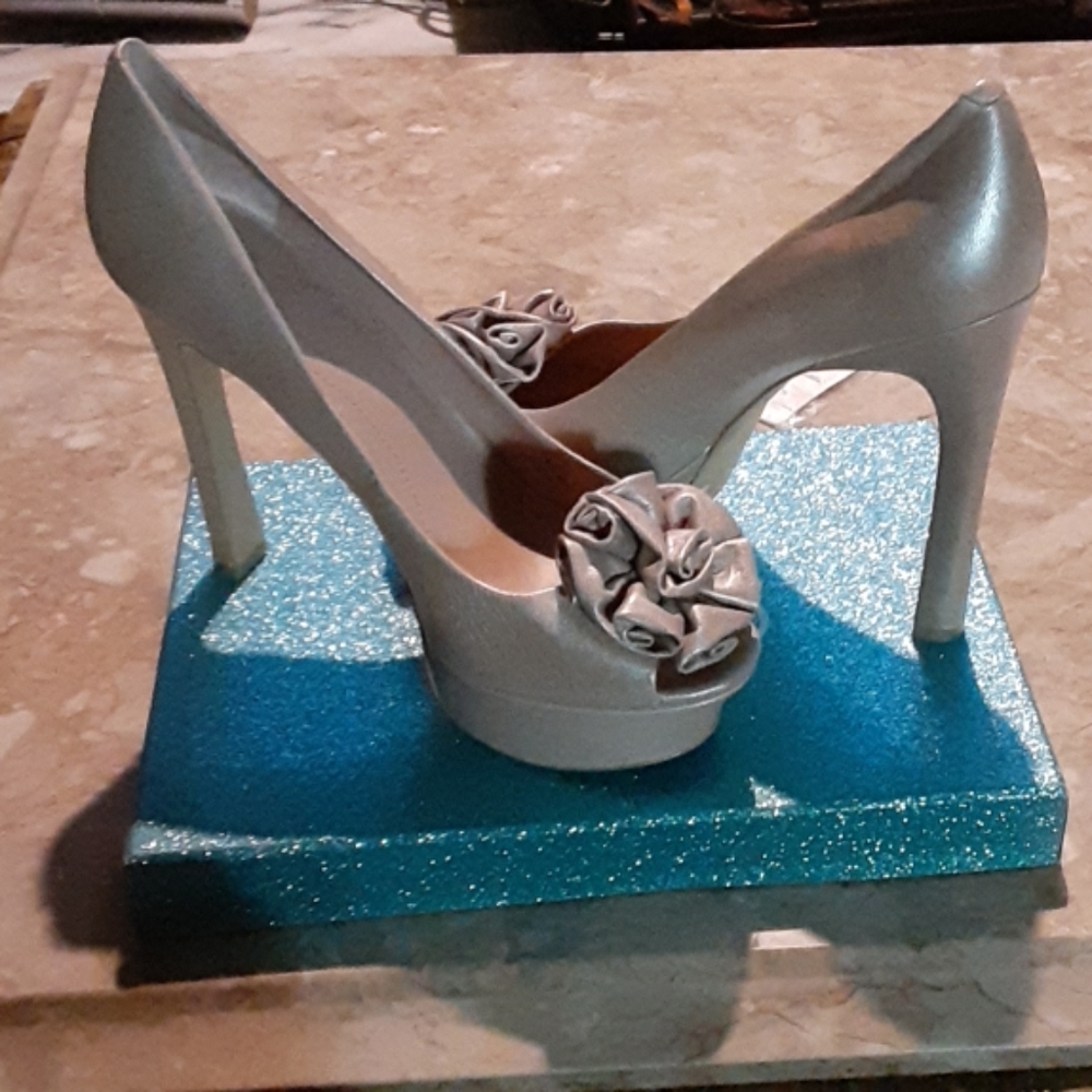 Women shoes